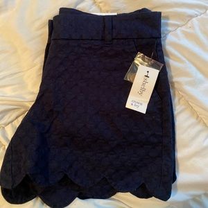 Crown and Ivy Shelby shorts